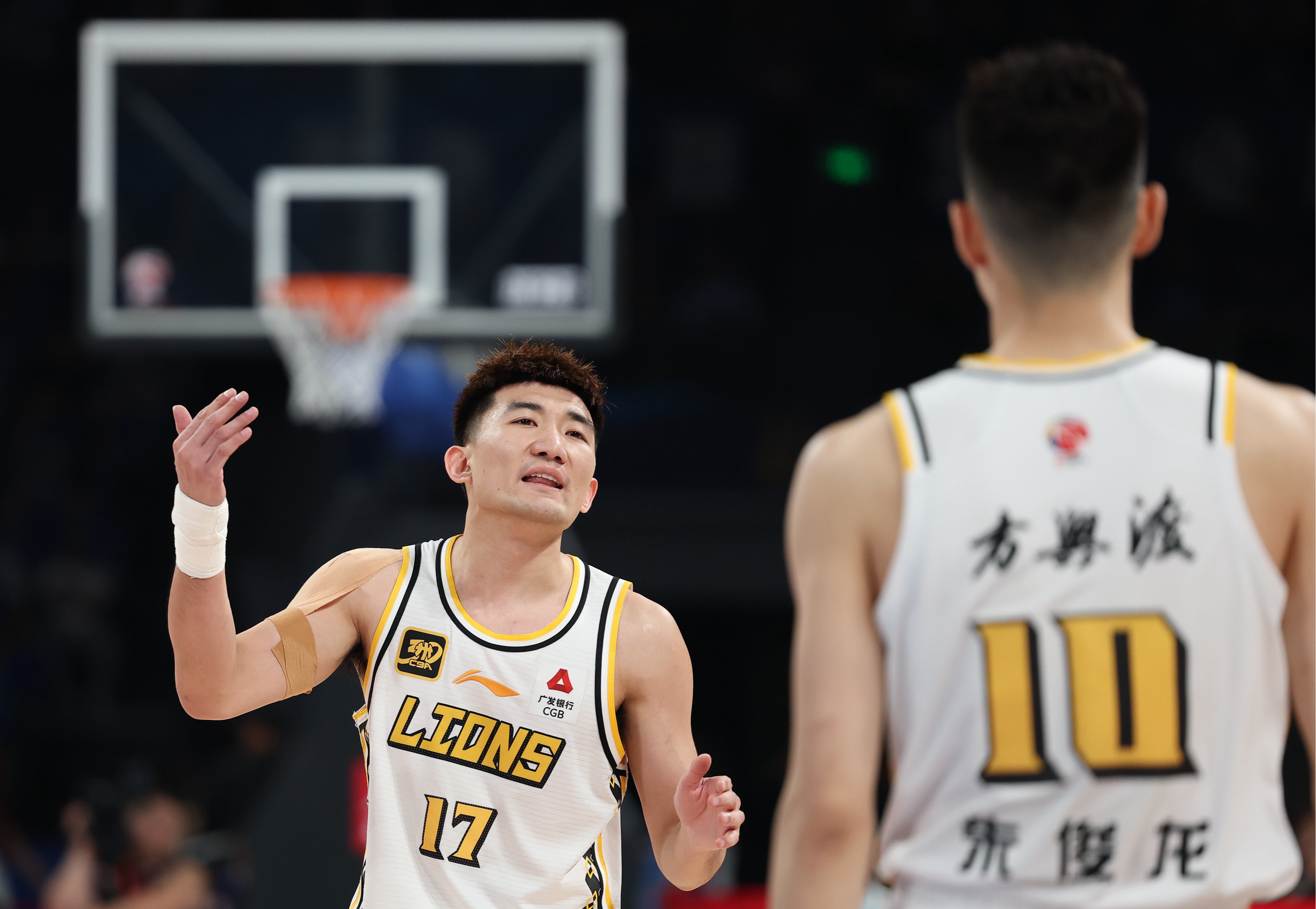 九游登录入口- 曝山东男篮接触大外援 